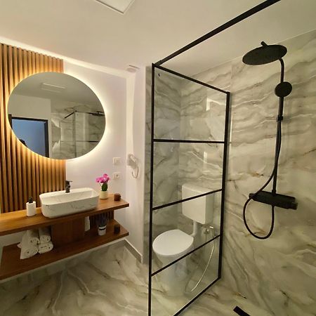 Apartament Pensiunea Liziera Busteni Luaran gambar