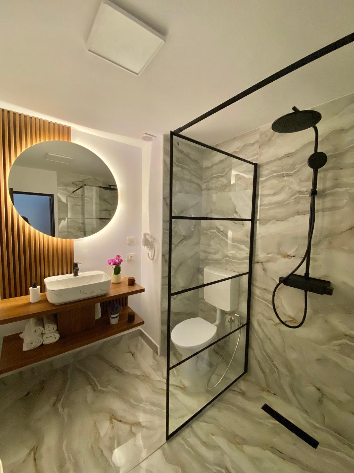 Apartament Pensiunea Liziera Busteni Luaran gambar
